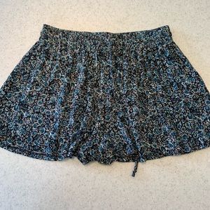 American Eagle Flowy Shorts